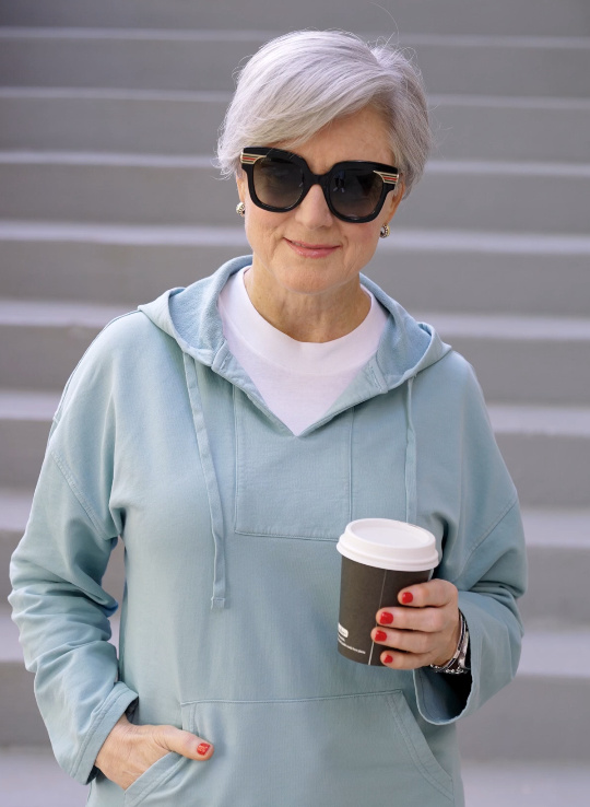 Weekend Getaway Travel Capsule: Effortless Looks Women Over 50 Will Love